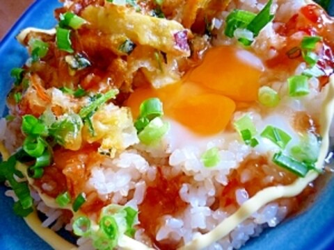 たまごがとろ～り（＾－＾）かき揚げマヨチリソース丼